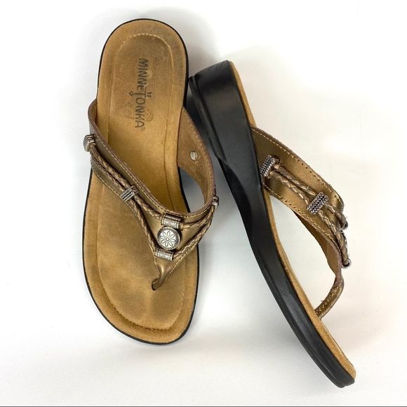 Minnetonka Brown and Tan Sandals - Picture 16 of 16